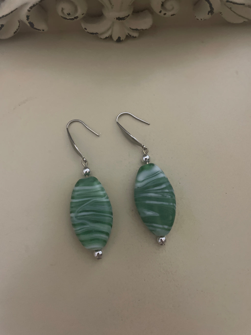 Green Marble Oval Drop Set