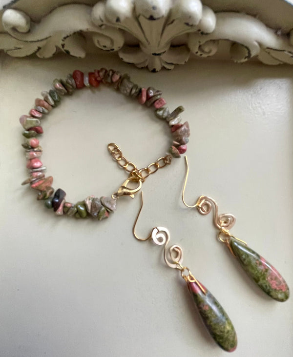 Unakite Jewelry Set – Green Pink Chip Bracelet & Teardrop Dangle Earrings, Gold Plated Handmade Healing Crystal Gift for Women- by Suzie with Sublime Designs