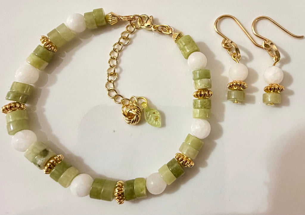 Natural Green Jade and White Quartz Beaded Jewelry Set with 18K Gold Plated Accents