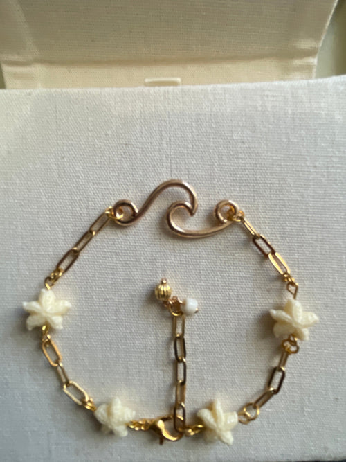 14K Gold Filled Paperclip Chain Bracelet or Anklet with Carved Creme White Starfish Beads & Pearls- SublimeDesignsBySuzie