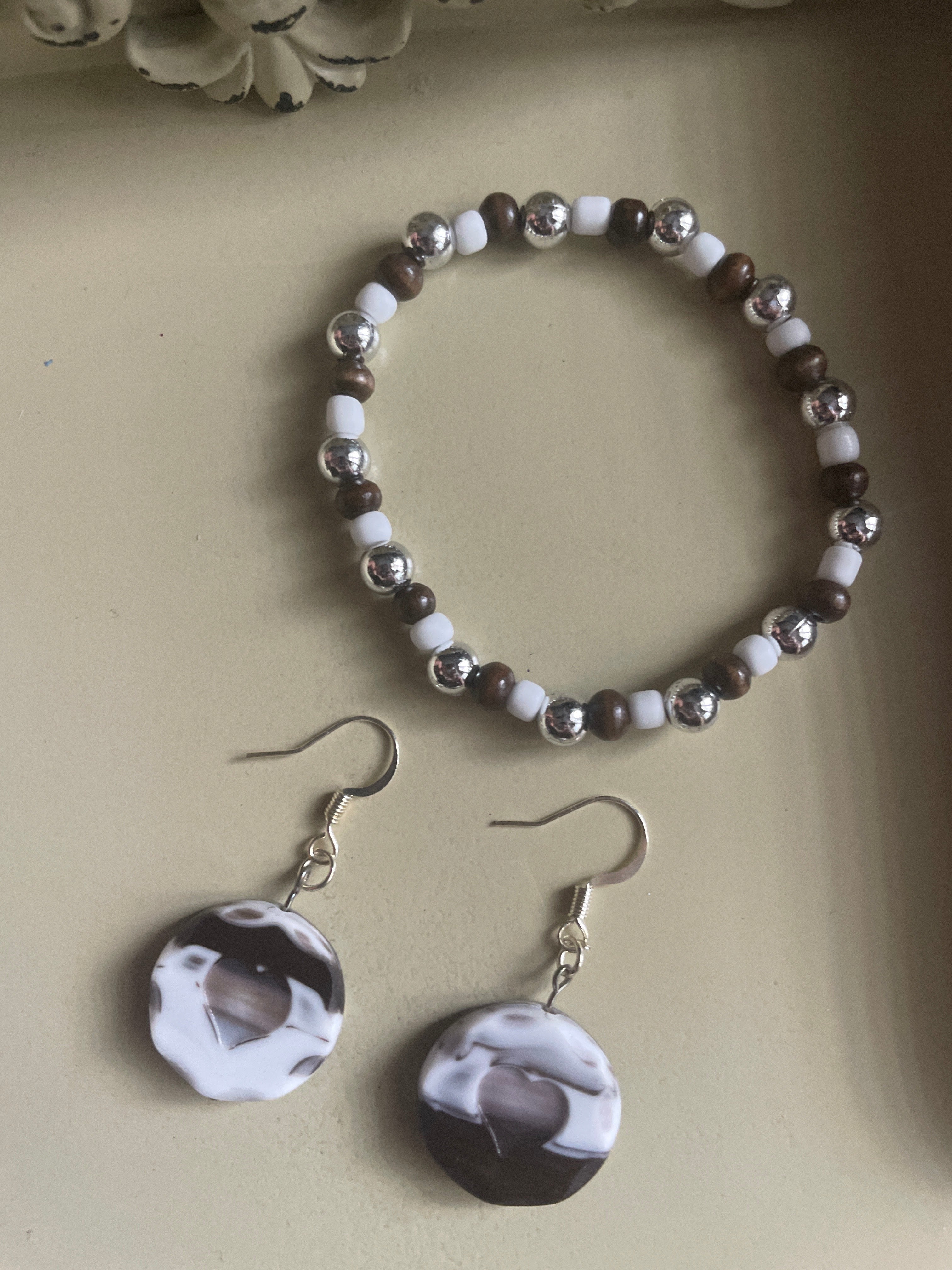 Chocolate Cream Dangle Set