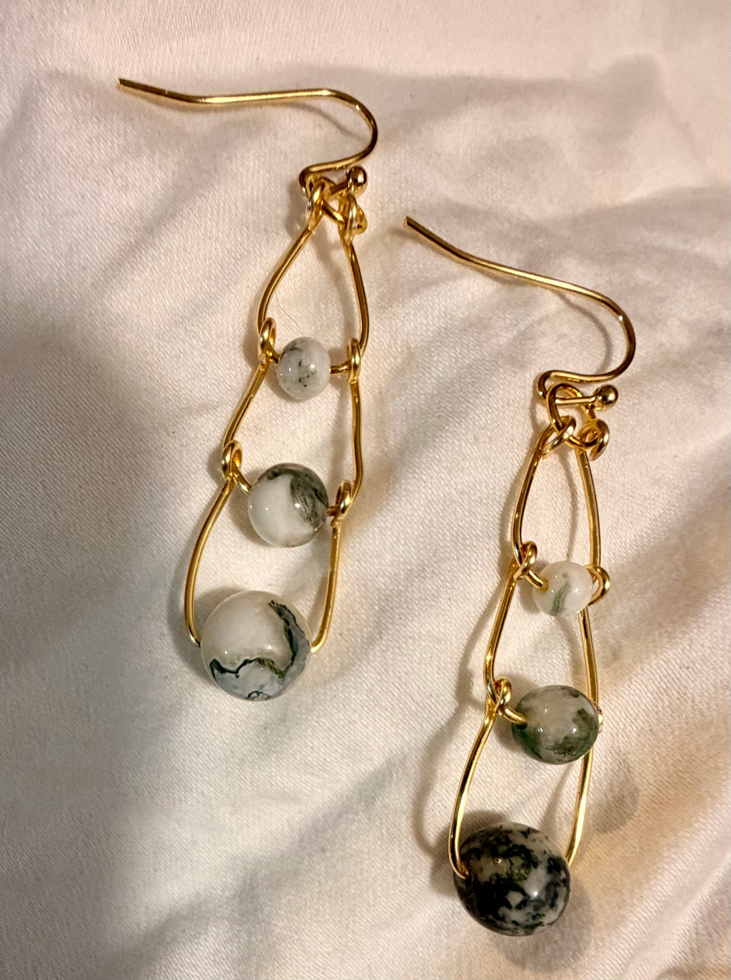 Healing Natural Green Agate Gold Plated Stainless Steel Dangle Earrings and Chain Bracelet Set