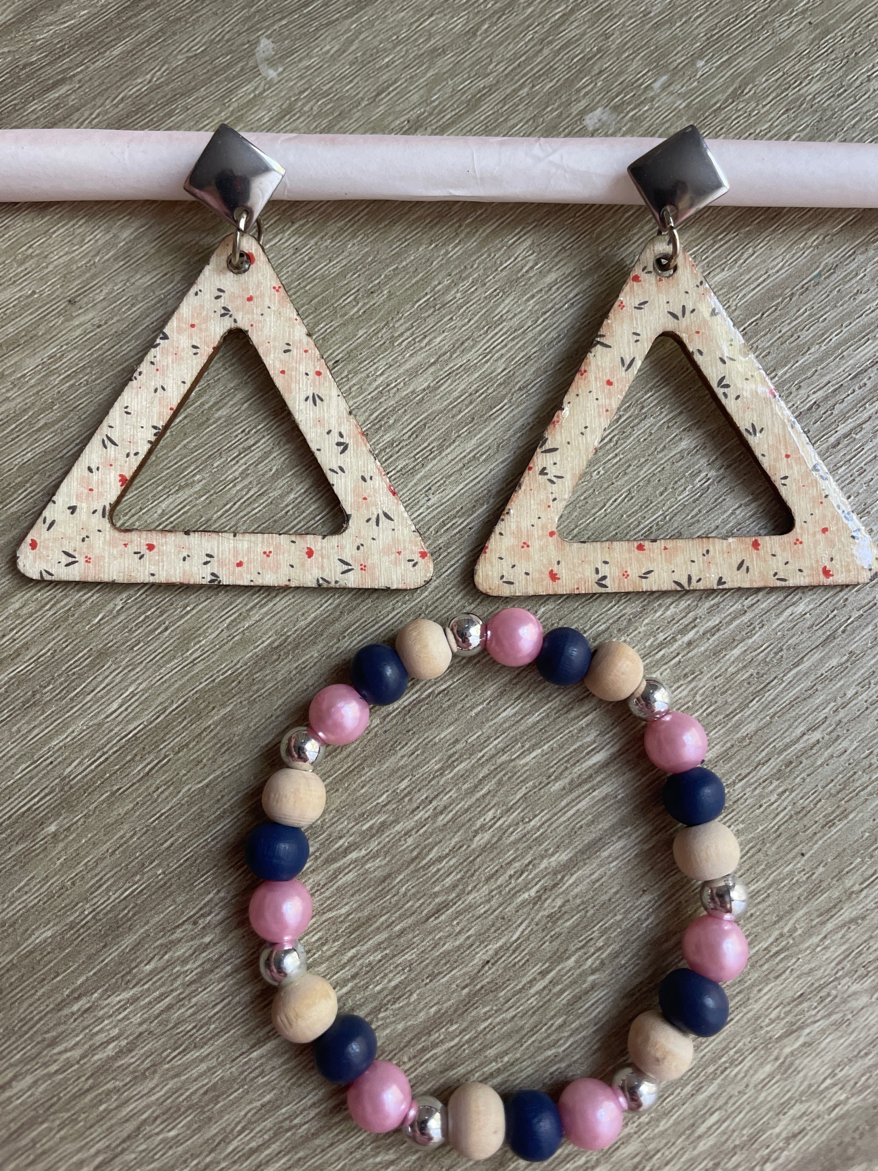 Triangular Trapeze Set