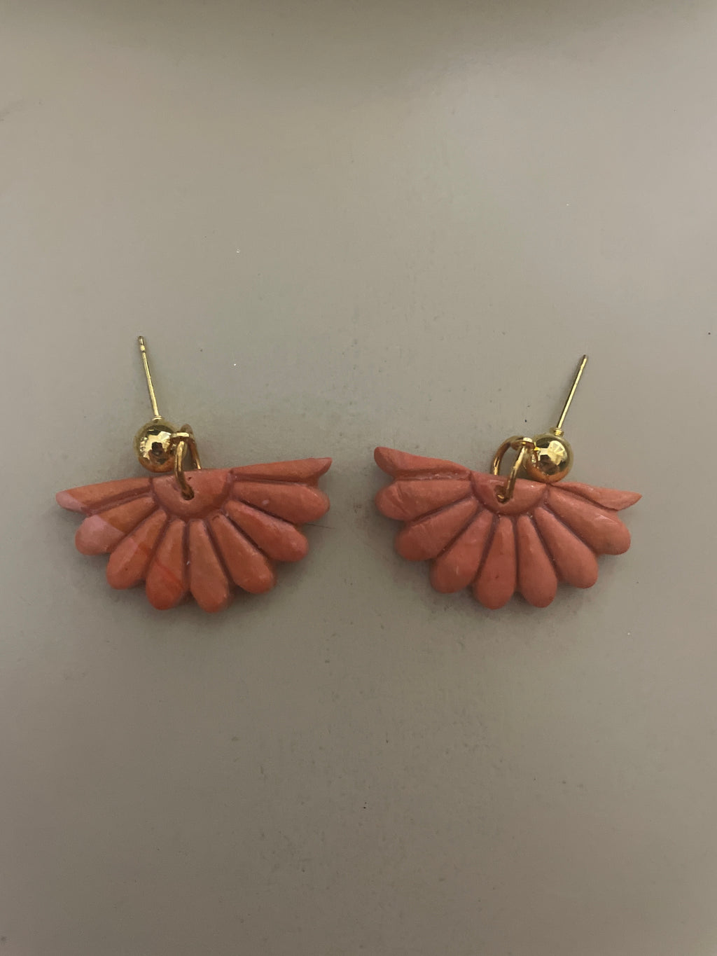 Coral Daisy Fan Drop Set