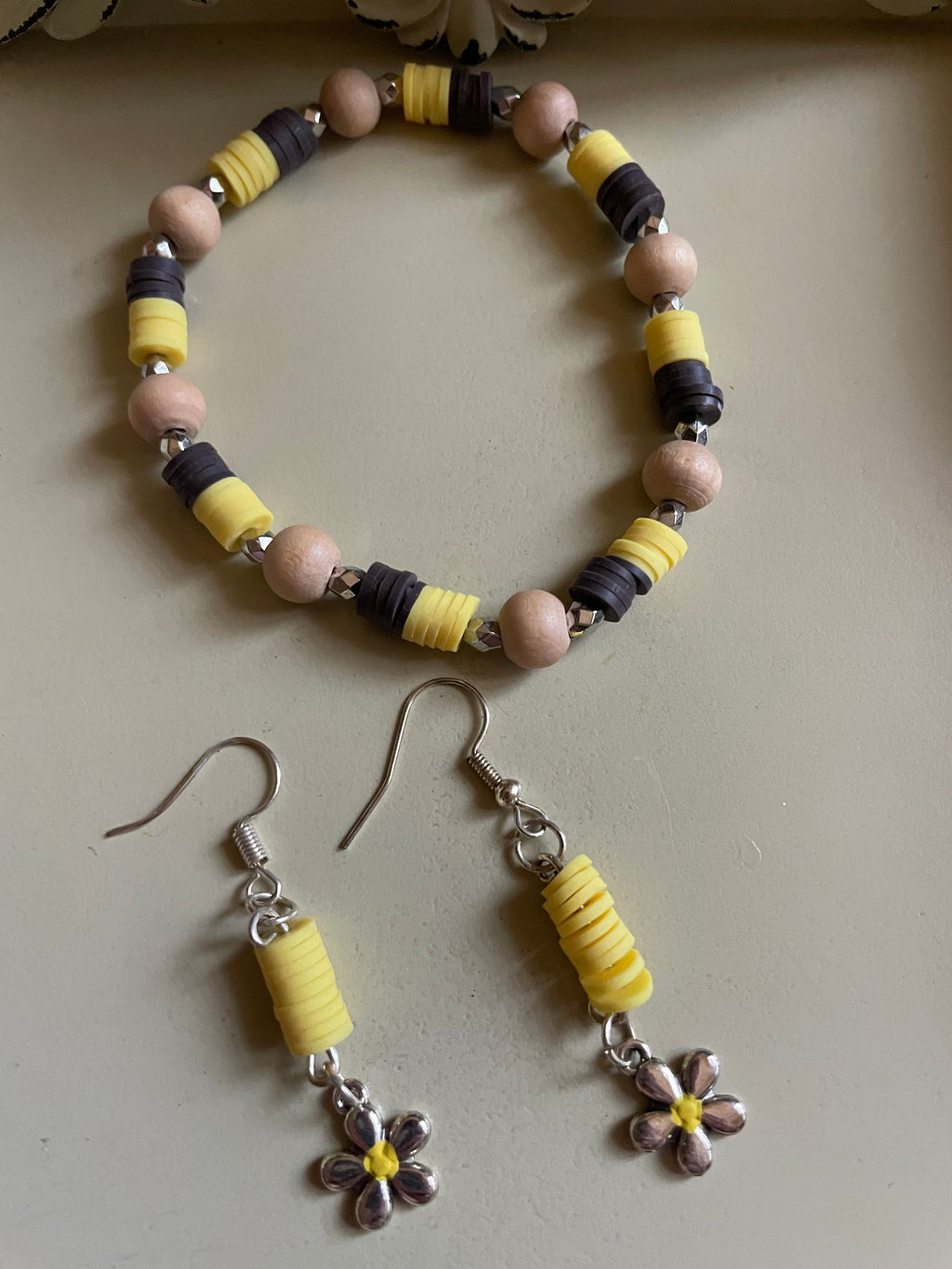 Daisy Darling Jewelry Set in Yellow