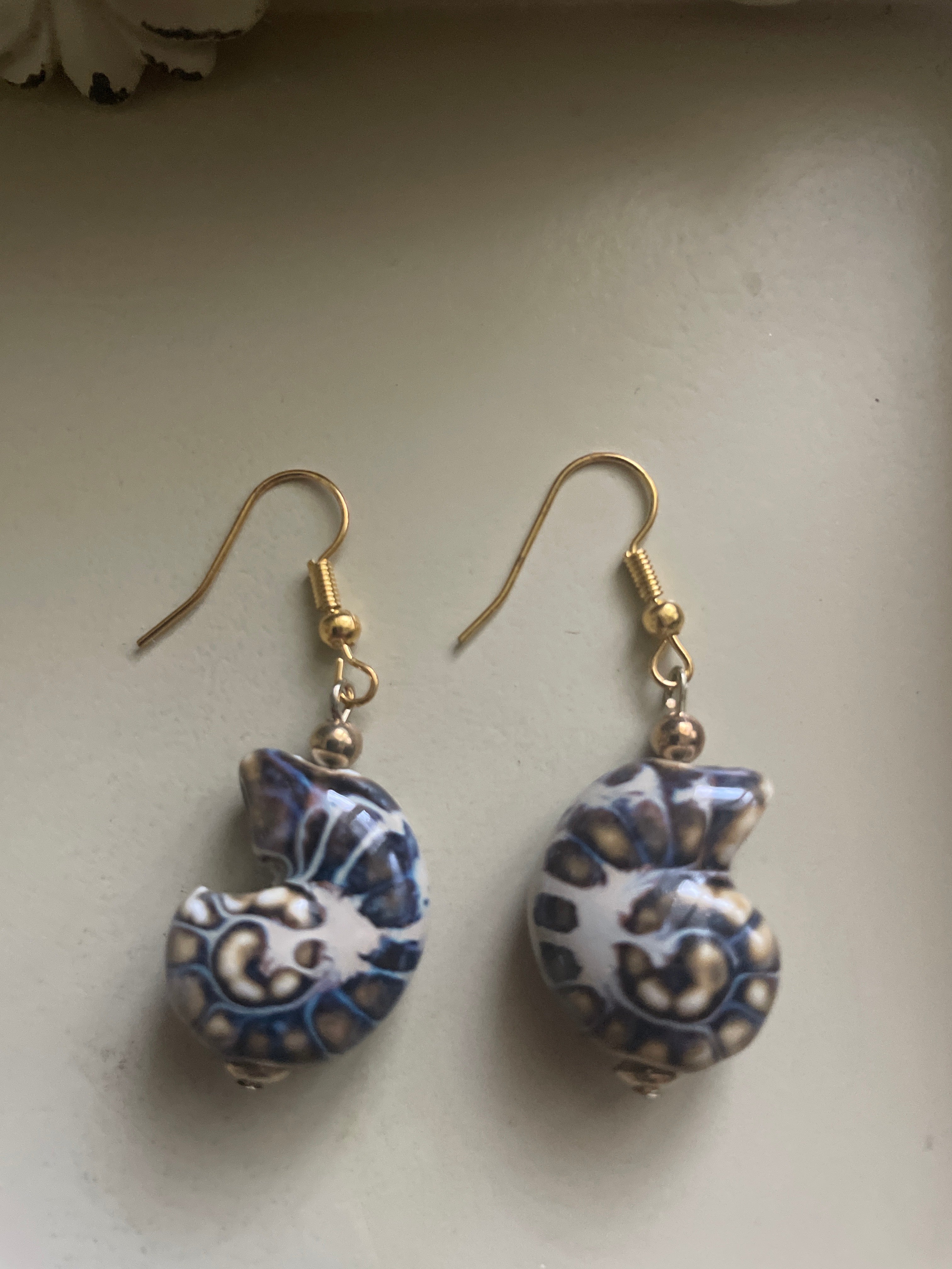 Batik Snail Glass Jewelry Set