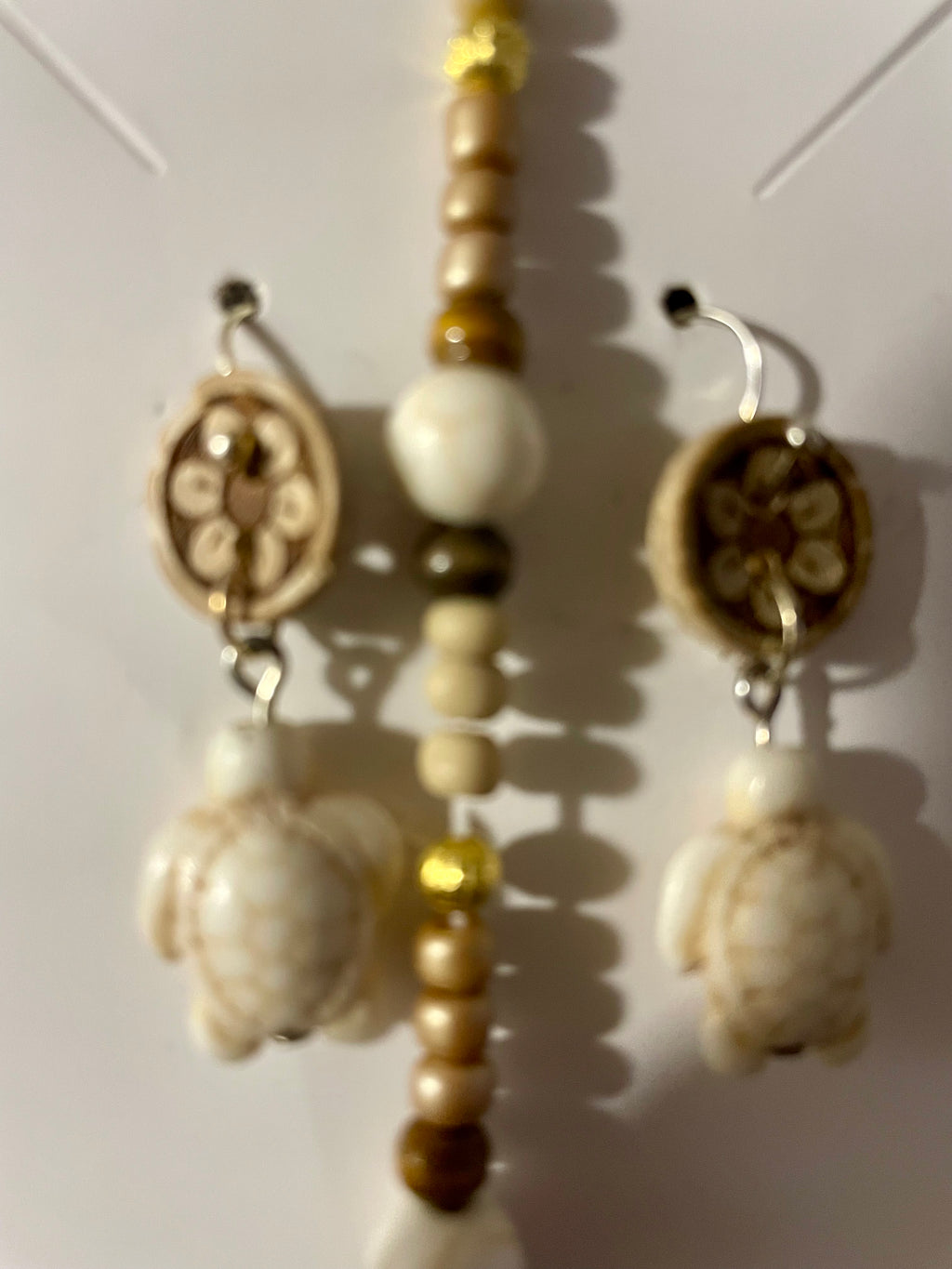 Off White Turtle Dangle Earrings/Bracelet