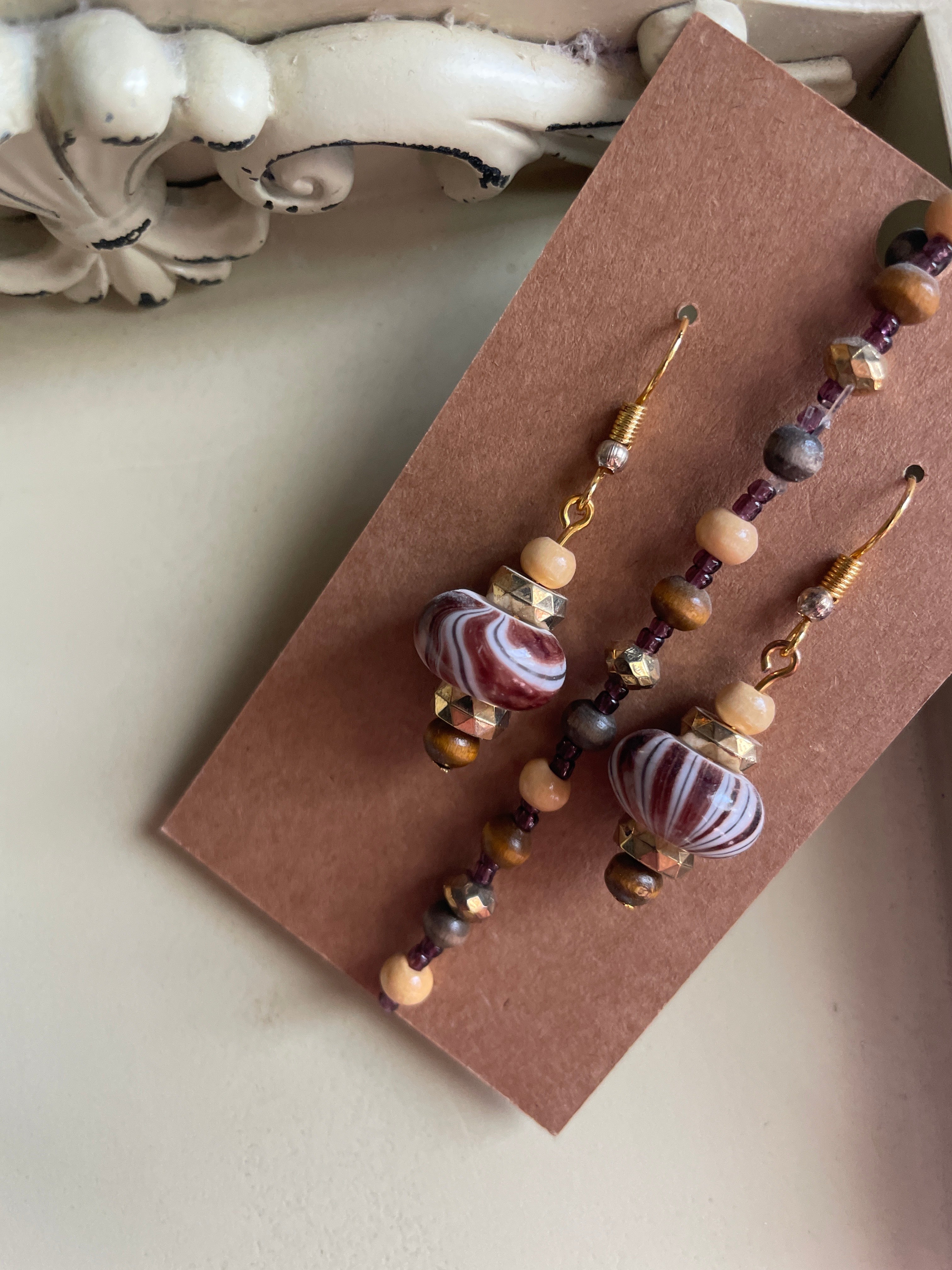 Brown Swirl Beaded Glass Set