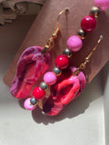 Flip Flop Earring Set in Shades of Reds, Pinks, Burgundy with Glass Beaded Bracelet