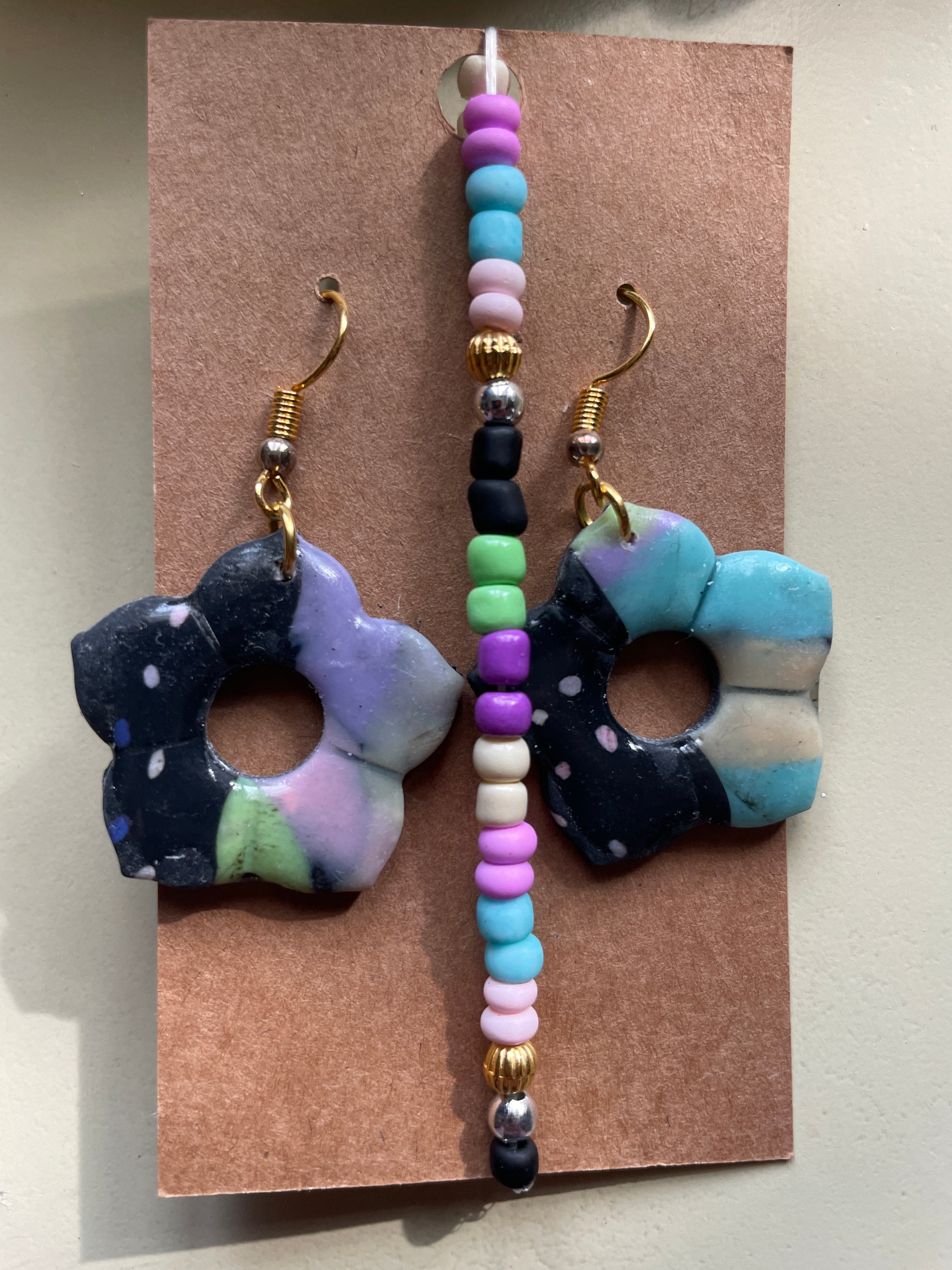 Pastel and Black Flower Set