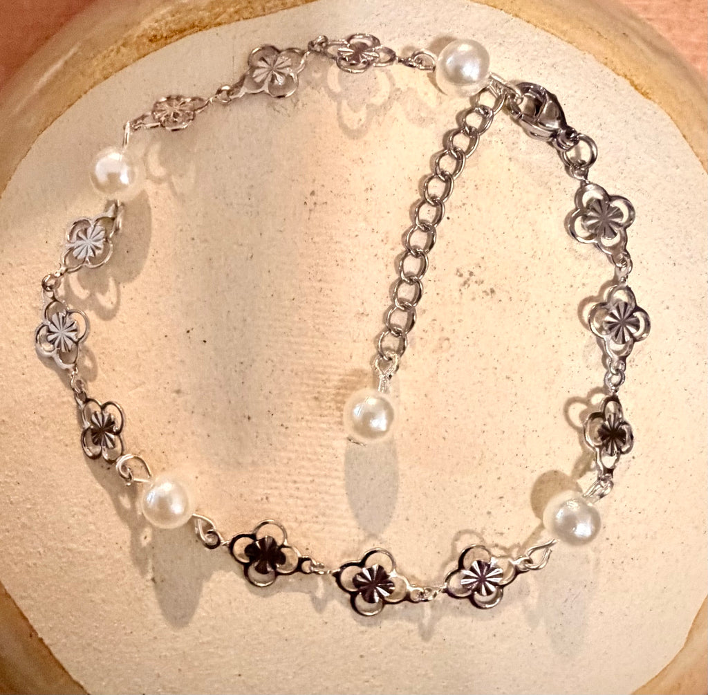 Silver Plated Non-Pierced Ear Cuff Set with Star Charms & Convertible Pearl Flower Bracelet Anklet