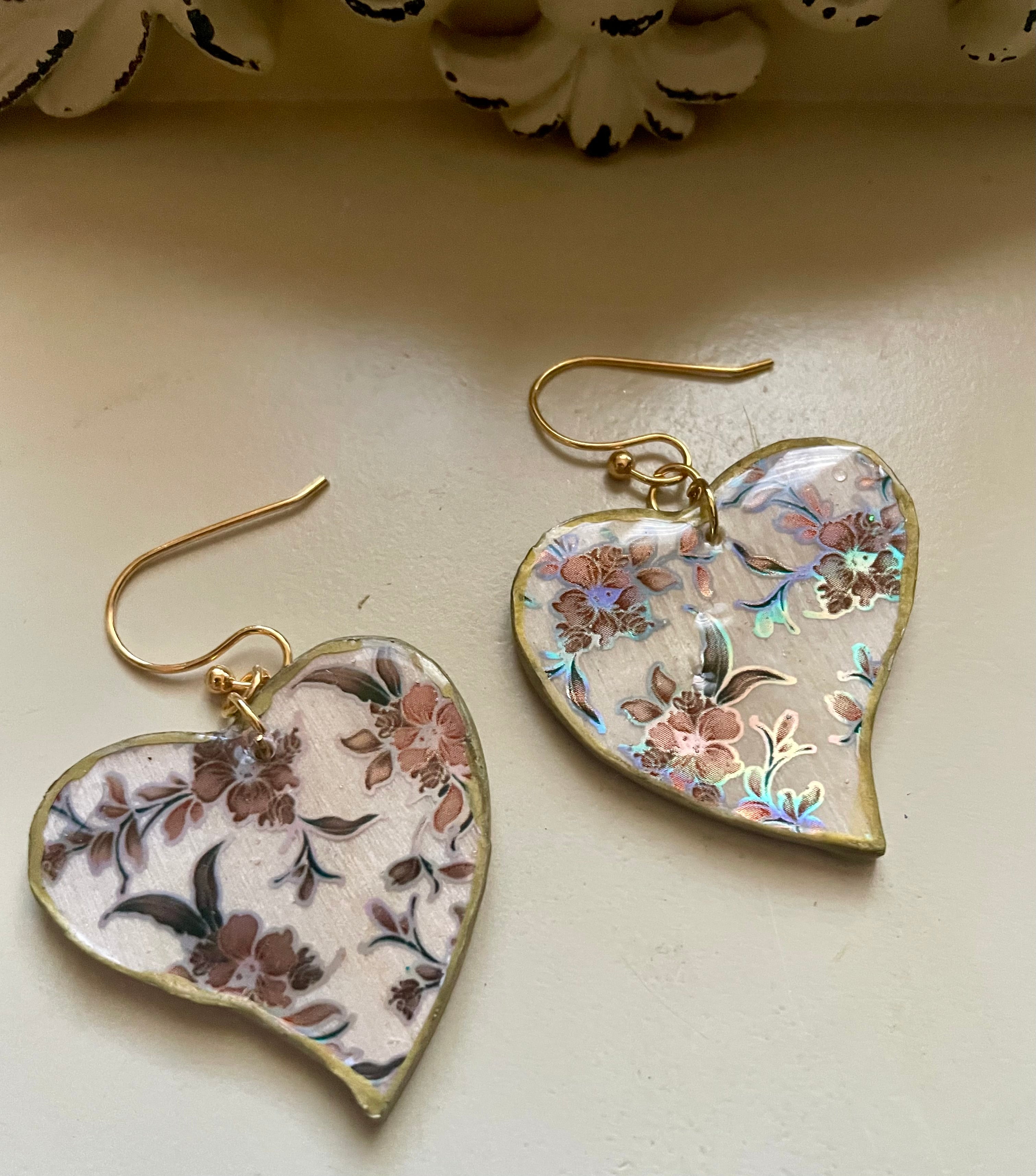 Vintage Holographic Rose Heart Jewelry Set