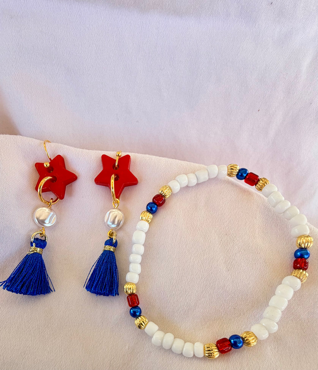 4th of July Independence Day Patriotic Red White Blue Beaded Jewelry Set by SublimeDesignsBySuzie in Ormond Beach
