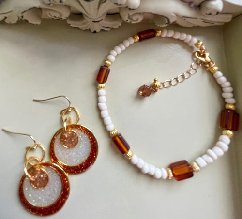 Amber Glitter Drusy Circle Earrings & Amber Beaded Bracelet Set – Gold Plated White Beads Sparkle Jewelry, Boho Sunset Glow Handmade Gift by Suzie - SublimeDesignsBySuzie