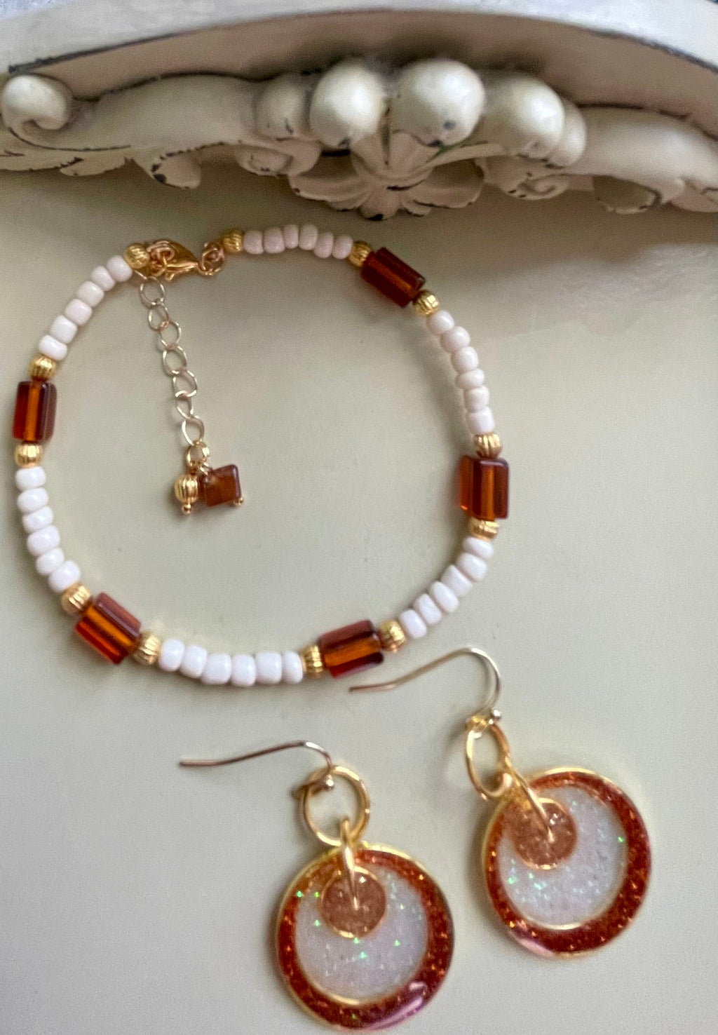 Amber Glitter Drusy Circle Earrings & Amber Beaded Bracelet Set – Gold Plated White Beads Sparkle Jewelry, Boho Sunset Glow Handmade Gift by Suzie - SublimeDesignsBySuzie