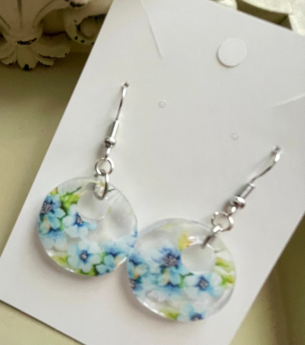 Blue Forget - Me - Not Floral Resin Earrings & Blue Beaded Bracelet Set – Silver White Seed Beads Aqua Accents, Pressed Flower Circle Dangles Handmade Gift - SublimeDesignsBySuzie