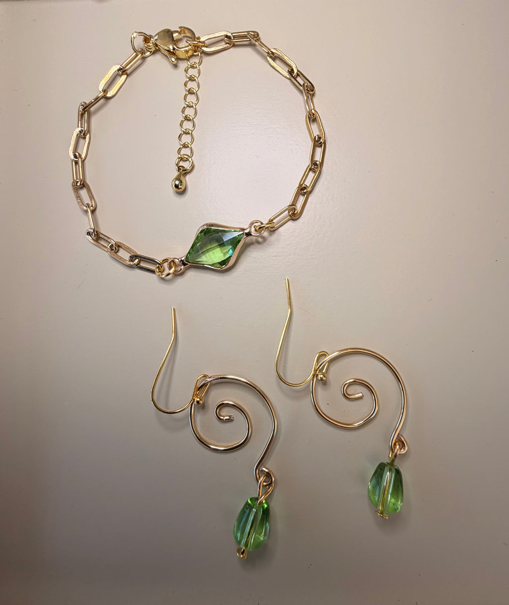 Golden Lime Peridot Swirl Jewelry Sets - Green Crystal Earrings & Paperclip Bracelet by SublimeDesignsBySuzie - SublimeDesignsBySuzie