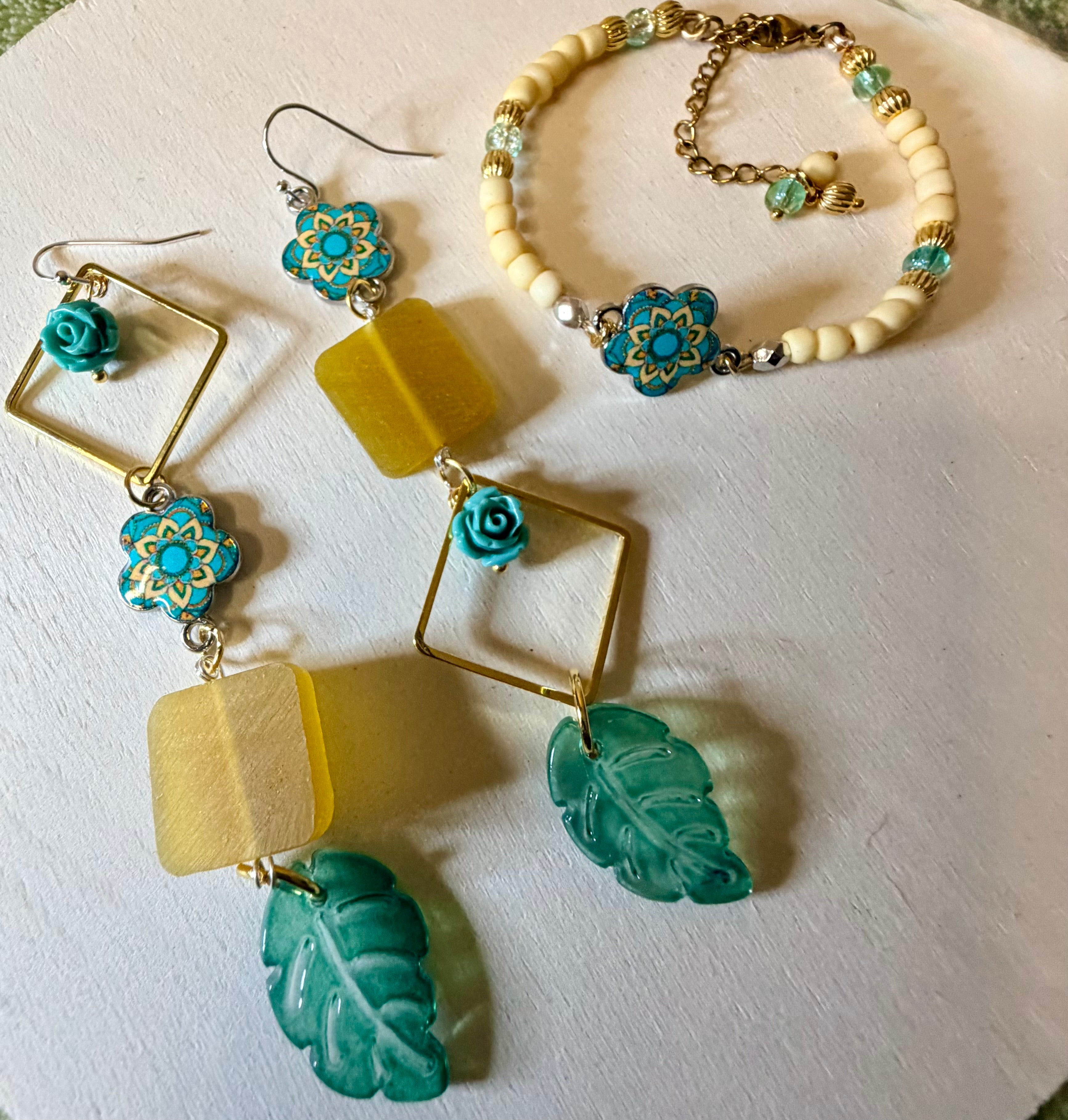 Mismatch Jewelry Set - Boho Turquoise & Gold Dangle Earrings with Sea Glass & Leaf Charms + Matching Beaded Bracelet – Statement Jewelry Set - SublimeDesignsBySuzie