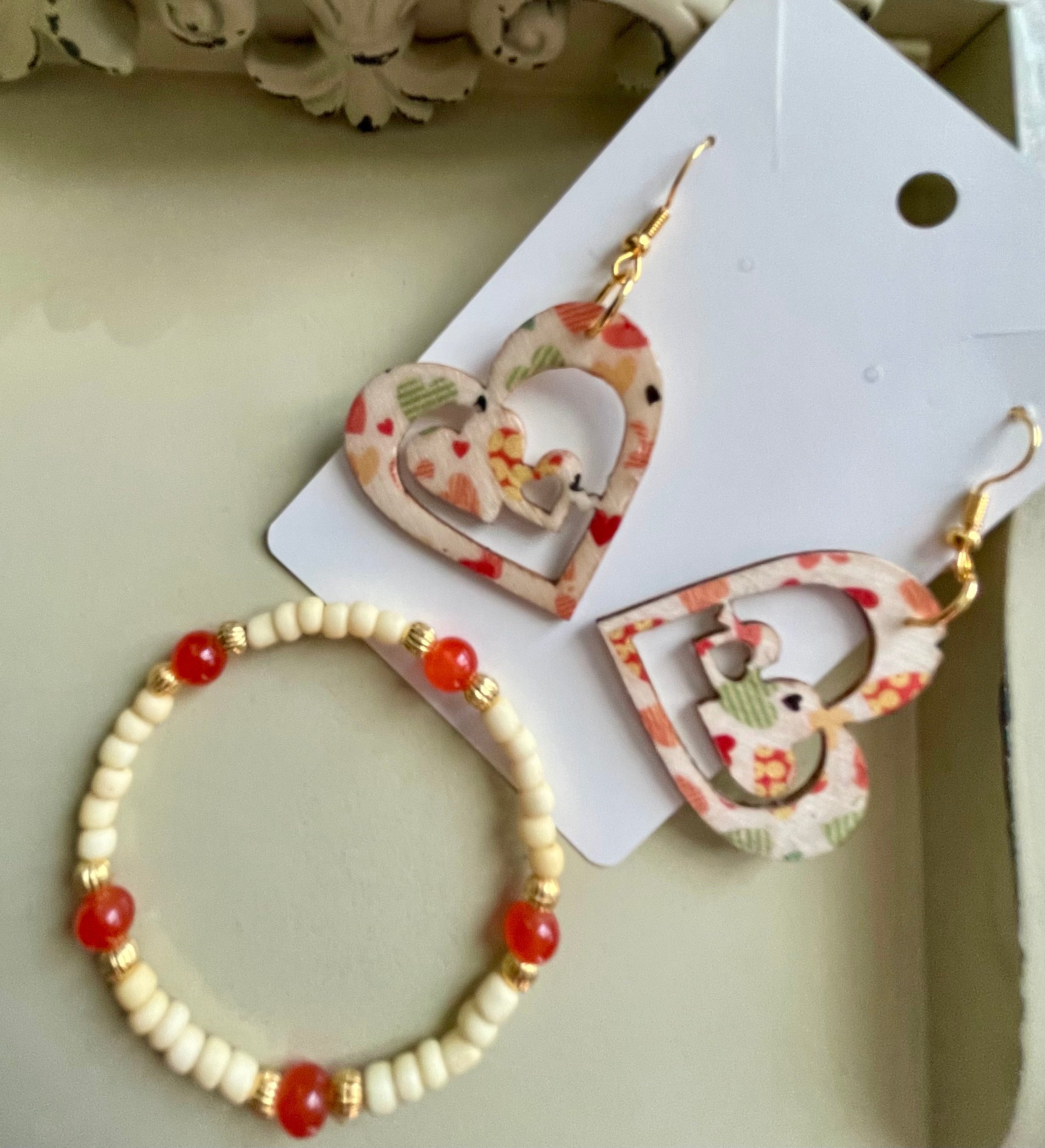 Nested Heart Floral Earrings & Carnelian Wood Bead Bracelet Set – Gold Plated Wooden Double Heart Jewelry, Folk Art Print Heart Dangles Handmade Gift - SublimeDesignsBySuzie - SublimeDesignsBySuzie