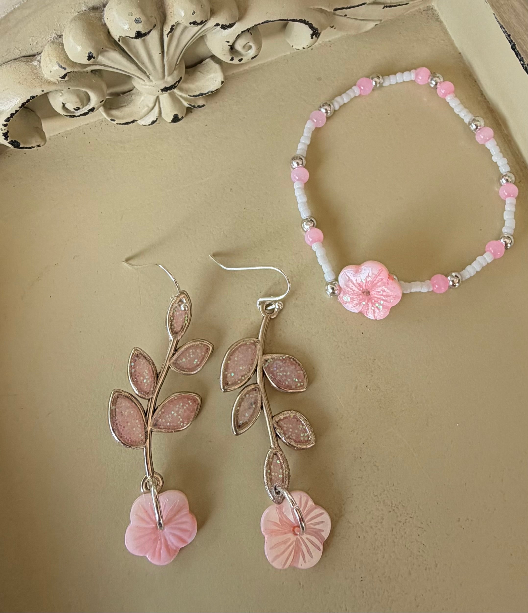 Pink Blush Bloom Floral Jewelry Set – Pink Beaded Bracelet & Sparkle Leaf Dangle Earrings - SublimeDesignsBySuzie