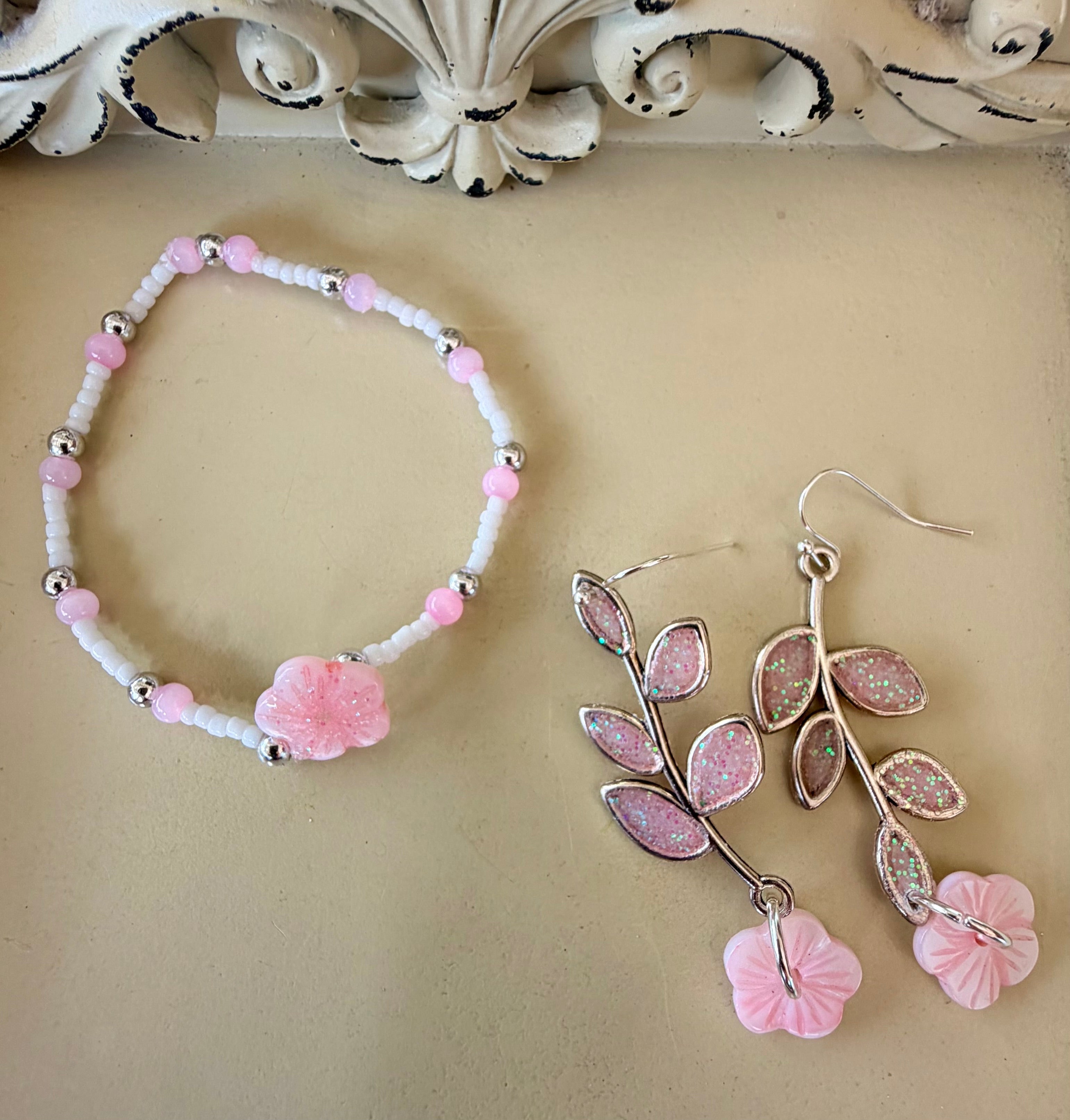 Pink Blush Bloom Floral Jewelry Set – Pink Beaded Bracelet & Sparkle Leaf Dangle Earrings - SublimeDesignsBySuzie